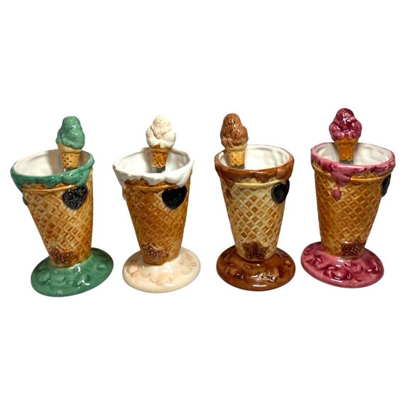 Set Of 4 vintage Ceramic Ice Cream Cone Shaped Dessert Dish with Matching Spoons - Picture 3 of 9